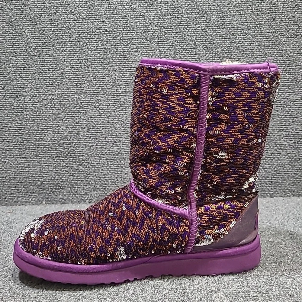 Ugg 1002978 Australia Womens 9 US Classic Short Sequin Boots Purple Silver RARE